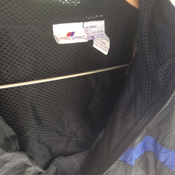 Mens Used Large windbreaker - Picture 4 of 5